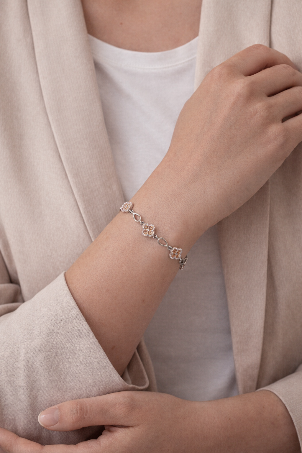 Bracciale Floréa Classic in Acciaio con Zirconi – Bracciale Fiore Elegante Donna