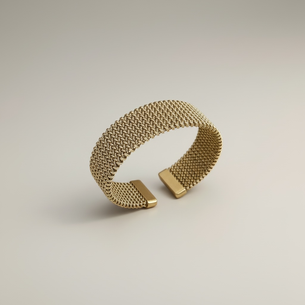 ✨ SOL INVICTUS

Bracciale in Acciaio Inox • Regolabile • Finitura Gold Luxury