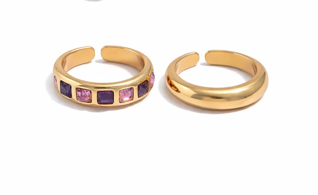 ✨ Lux Liliae ✨

Anelli Regolabili Luxury con Zirconi Lilla
Raffinato | Luminoso | Iconico