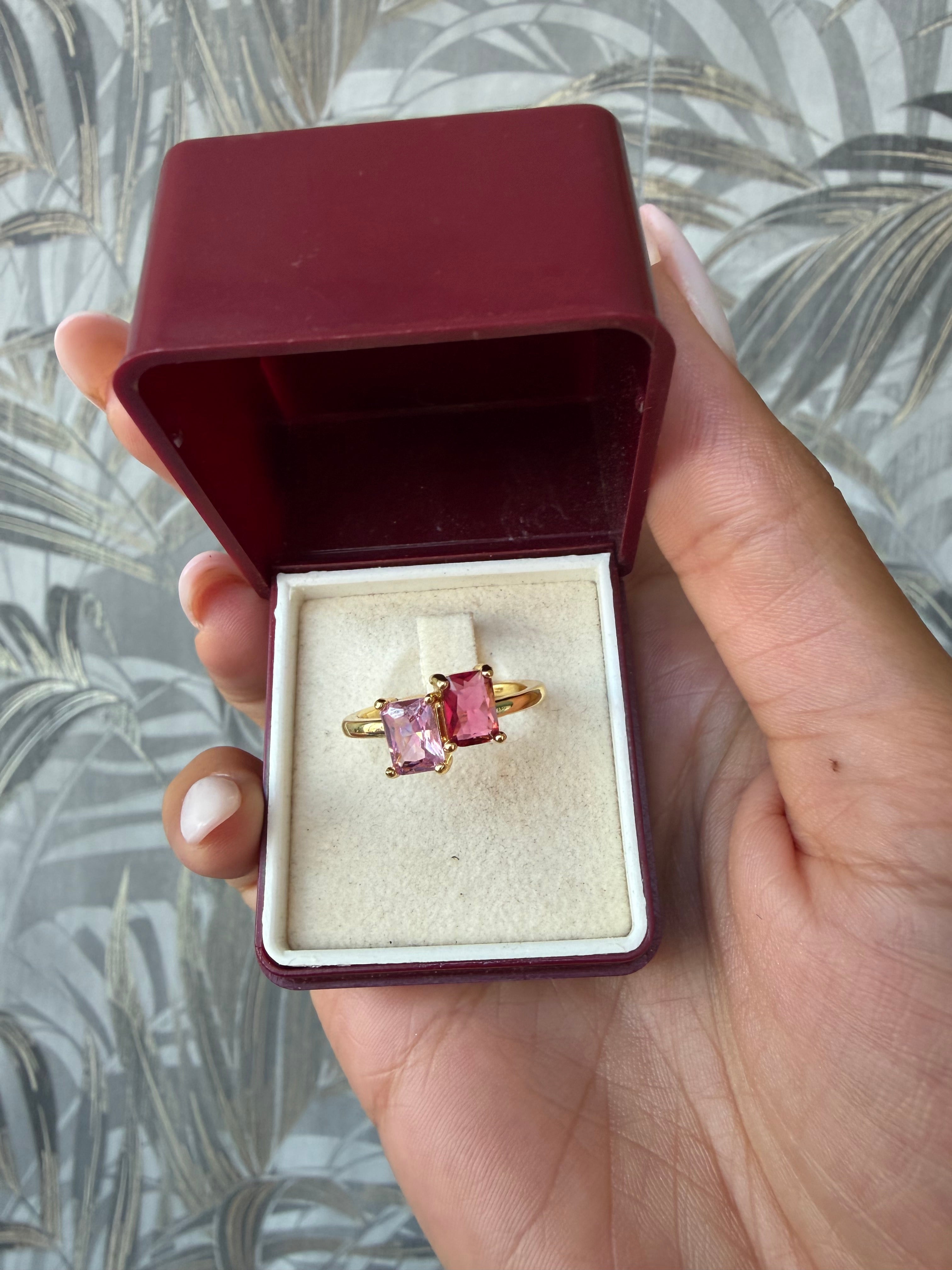 Anello amore coppia Toi & Moi in Acciaio Dorato con Doppia Pietra Rosa