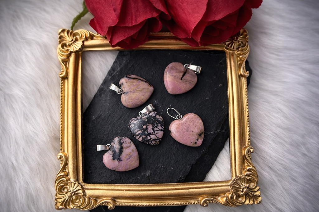 Ciondolo in Rodonite Naturale Rosa | Acciaio Inox Finitura Elegante