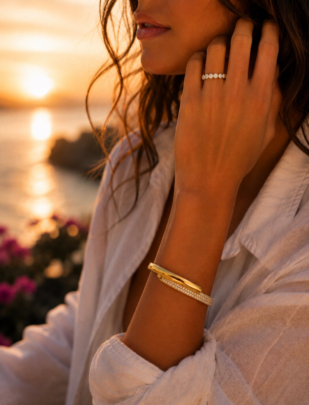 AURELIA ✨ Bracciale rigido in acciaio dorato con pavé