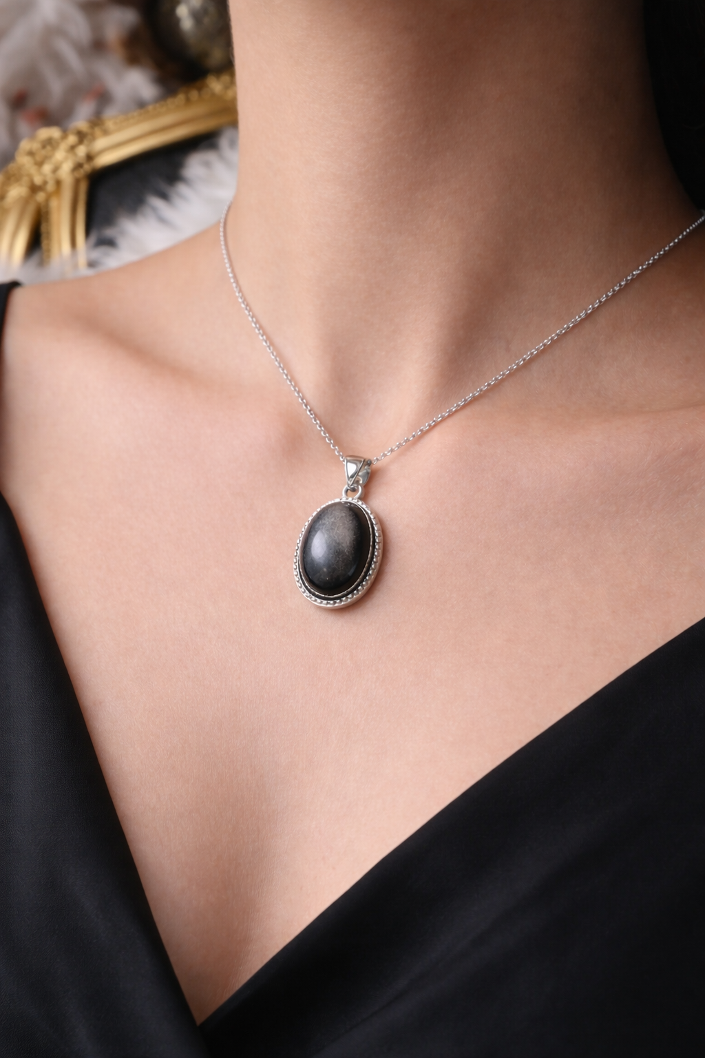 ✨ NOX ARGENTEA | Ossidiana Nera ✨
Ciondolo • Catena acciaio inox ipoallergenico